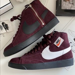 nike blazer burgundy